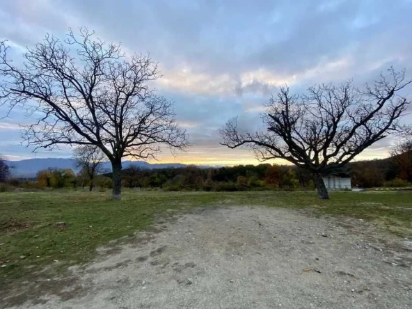 Парцел в Сопот - 6360 кв.м за 13 €/кв.м - Снимка #1