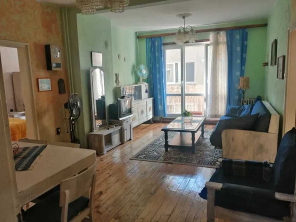 Дава се под наем Многостаен апартамент в София, Център - 96 кв.м за 1100 € - Снимка #1