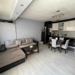 Дава се под наем Тристаен апартамент в София, Изток - 100 кв.м за 750 € - Снимка #1