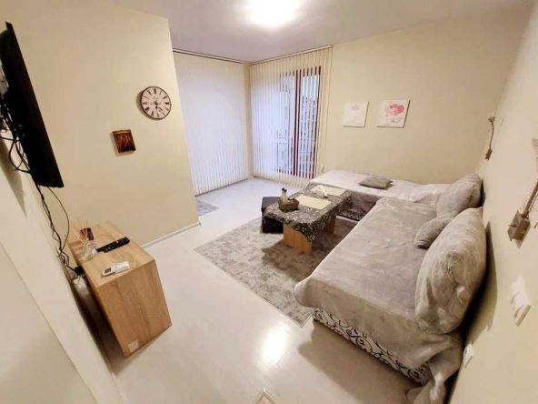 Дава се под наем Едностаен апартамент в Несебър - 38 кв.м за 190 € - Снимка #1