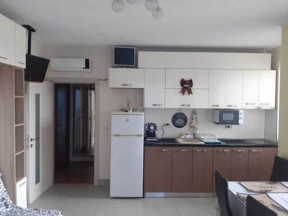 Двустаен апартамент в Поморие - 64 кв.м за 661 €/кв.м - Снимка #1