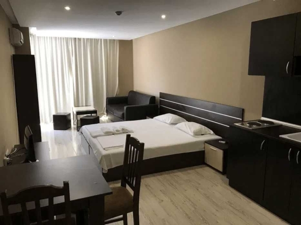 Къща в Созопол - 430 кв.м за 1047 €/кв.м - Снимка #1