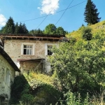 Къща в с. Мугла, Област Смолян - 120 кв.м за 137 €/кв.м - Снимка #1