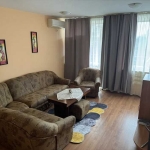 Дава се под наем Двустаен апартамент в Бургас, Славейков - 60 кв.м за 425 € - Снимка #1