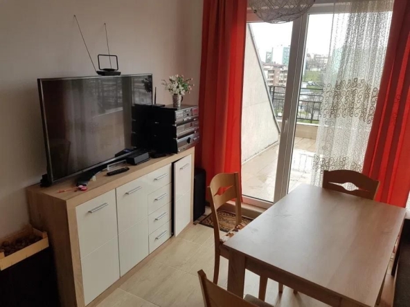 Дава се под наем Двустаен апартамент в Бургас, Меден рудник - зона В - 74 кв.м за 255 € - Снимка #1