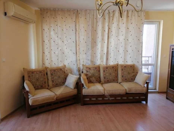 Дава се под наем Едностаен апартамент в Варна, Левски - 35 кв.м за 250 € - Снимка #1