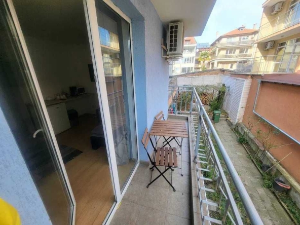 Ателие в Несебър - 30 кв.м за 1627 €/кв.м - Снимка #1