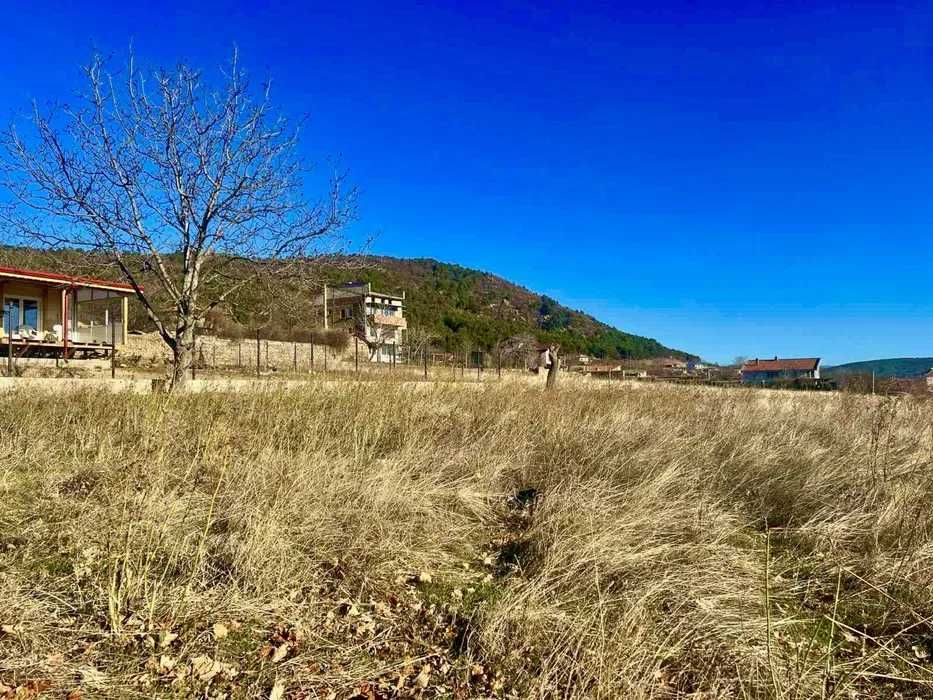 Парцел в Хисаря - 1310 кв.м за 33 €/кв.м - Снимка #1