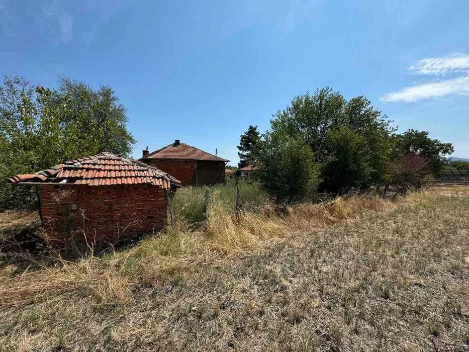 Парцел в с. Бяла река, Област Пловдив - 4200 кв.м за 6 €/кв.м - Снимка #1