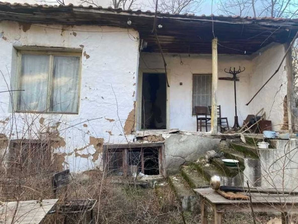 Къща в с. Отец Паисиево, Област Пловдив - 60 кв.м за 375 €/кв.м - Снимка #1