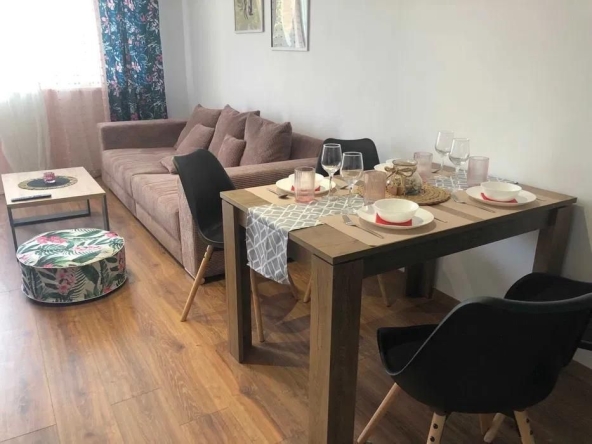 Дава се под наем Двустаен апартамент в Варна, Спортна зала - 60 кв.м за 450 € - Снимка #1