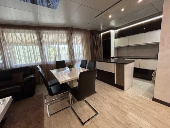 Дава се под наем Многостаен апартамент в София, Драгалевци - 240 кв.м за 1950 € - Снимка #1