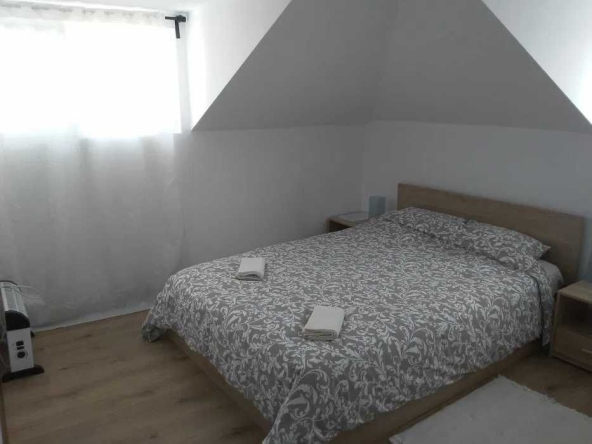 Дава се под наем Тристаен апартамент в София, Център - 60 кв.м за 700 € - Снимка #1