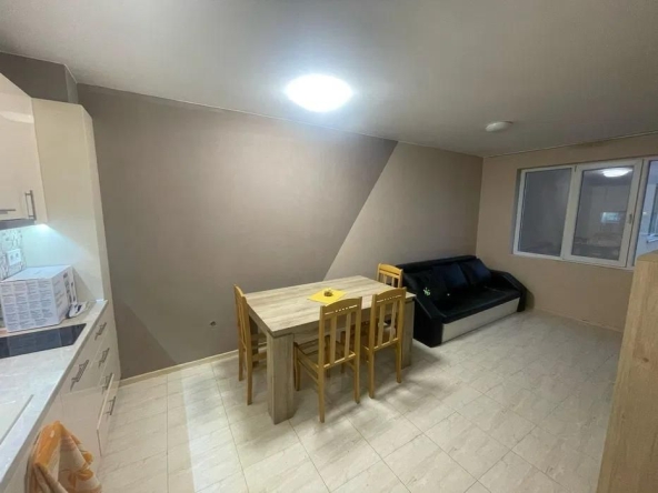 Дава се под наем Тристаен апартамент в Варна, Аспарухово - 75 кв.м за 350 € - Снимка #1