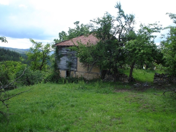 Парцел в Трявна - 2552 кв.м за 6 €/кв.м - Снимка #1