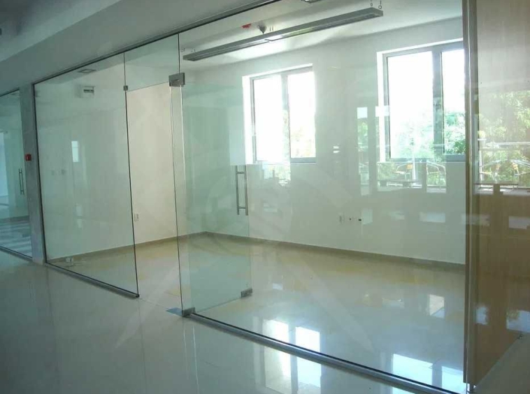 Офис в Пловдив, Център - 27 кв.м за 1852 €/кв.м - Снимка #1