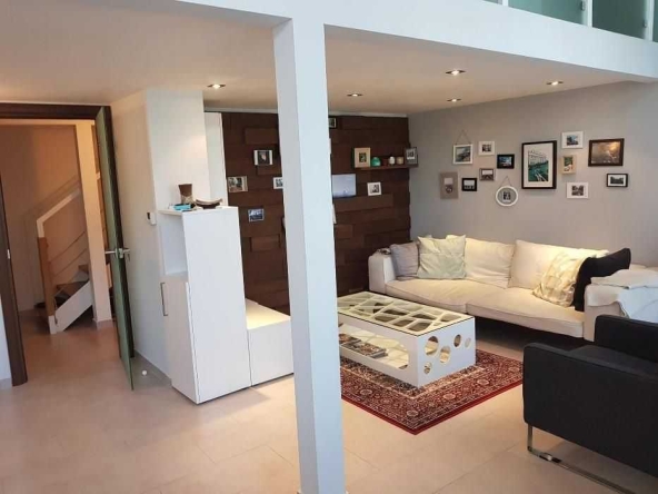 Тристаен апартамент в София, Овча купел - 138 кв.м за 1414 €/кв.м - Снимка #1