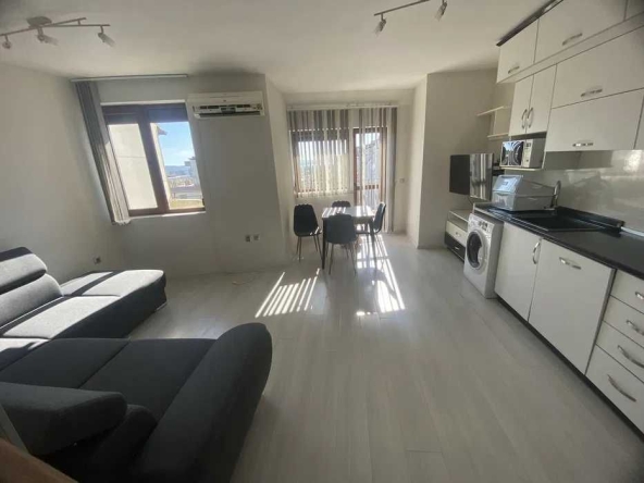 Дава се под наем Двустаен апартамент в София, Кръстова вада - 70 кв.м за 612 € - Снимка #1