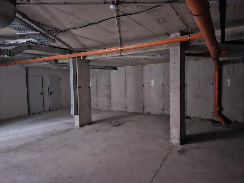 Гараж / Паркомясто в София, Малинова долина - 13 кв.м за 2308 €/кв.м - Снимка #1