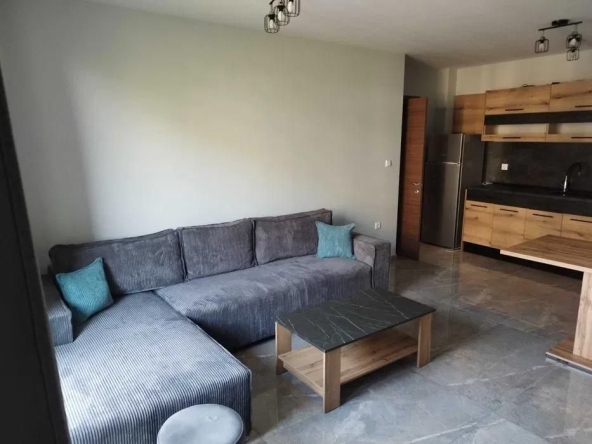 Дава се под наем Двустаен апартамент в Пловдив, Център - 62 кв.м за 450 € - Снимка #1