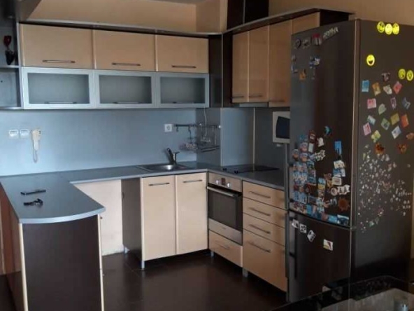 Двустаен апартамент в София, Иван Вазов - 65 кв.м за 2616 €/кв.м - Снимка #1