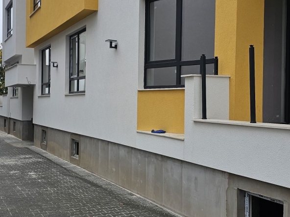 Тристаен апартамент в Пазарджик, Устрем - 89 кв.м за 510 €/кв.м - Снимка #1