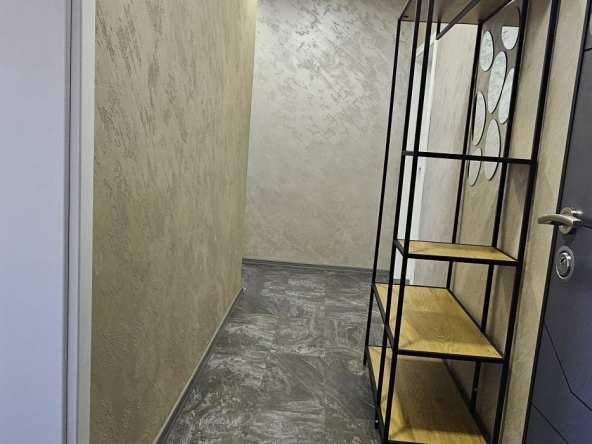 Двустаен апартамент в Враца, Околчица - 63 кв.м за 1109 €/кв.м - Снимка #1