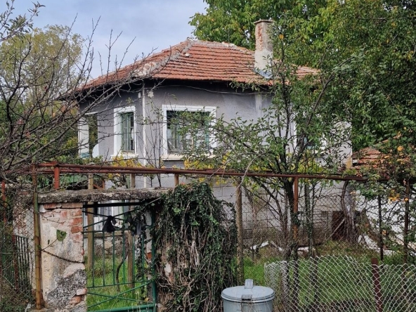 Къща в с. Каменна река, Област Хасково - 100 кв.м за 66 €/кв.м - Снимка #1