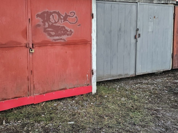 Дава се под наем Гараж / Паркомясто в София, Обеля 2 - 18 кв.м за 91.8 € - Снимка #1