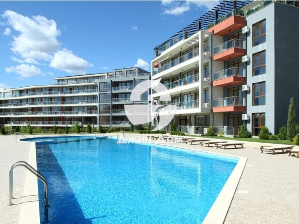 Четиристаен апартамент в Свети Влас - 247 кв.м за 514 €/кв.м - Снимка #1