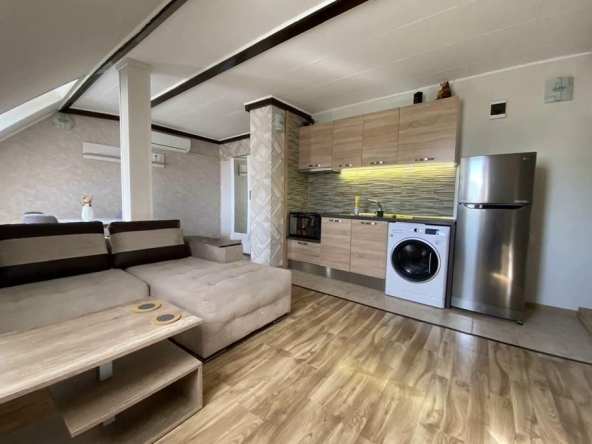 Дава се под наем Двустаен апартамент в Пловдив, Мараша - 65 кв.м за 400 € - Снимка #1