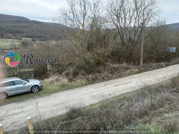 Парцел в с. Долище, Област Варна - 810 кв.м за 40 €/кв.м - Снимка #1