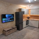 Дава се под наем Двустаен апартамент в Пловдив, Въстанически - 70 кв.м за 357 € - Снимка #1