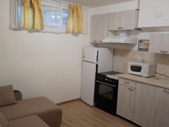 Дава се под наем Двустаен апартамент в Пловдив, Център - 50 кв.м за 325 € - Снимка #1