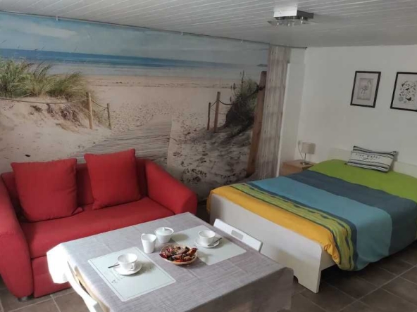 Дава се под наем Едностаен апартамент в Пловдив, Гагарин - 45 кв.м за 204 € - Снимка #1