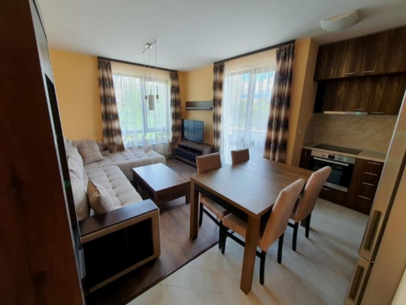 Дава се под наем Тристаен апартамент в София, Надежда 1 - 81 кв.м за 484.5 € - Снимка #1