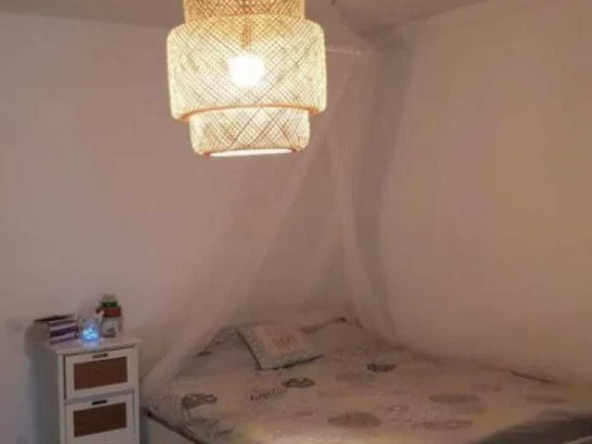 Дава се под наем Едностаен апартамент в Пловдив, Южен - 45 кв.м за 204 € - Снимка #1