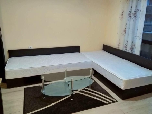 Дава се под наем Едностаен апартамент в Пловдив, Южен - 40 кв.м за 250 € - Снимка #1