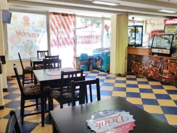 Магазин в Велико Търново, Център - 150 кв.м за 408 €/кв.м - Снимка #1