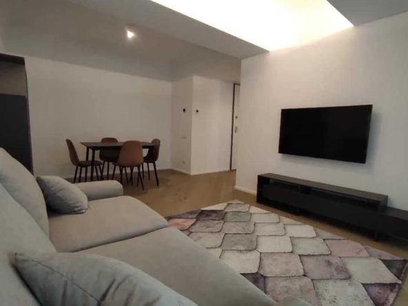 Дава се под наем Двустаен апартамент в Пловдив, Кючук Париж - 69 кв.м за 280.5 € - Снимка #1