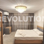 Дава се под наем Тристаен апартамент в Варна, ХЕИ - 110 кв.м за 1246.44 € - Снимка #1