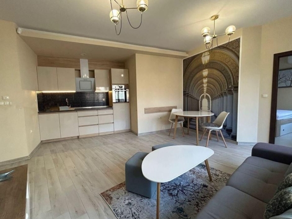 Дава се под наем Двустаен апартамент в Варна, Бриз - 60 кв.м за 698.19 € - Снимка #1