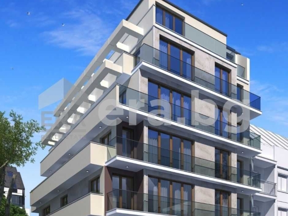 Двустаен апартамент в Варна, Център - 87 кв.м за 1651 €/кв.м - Снимка #1