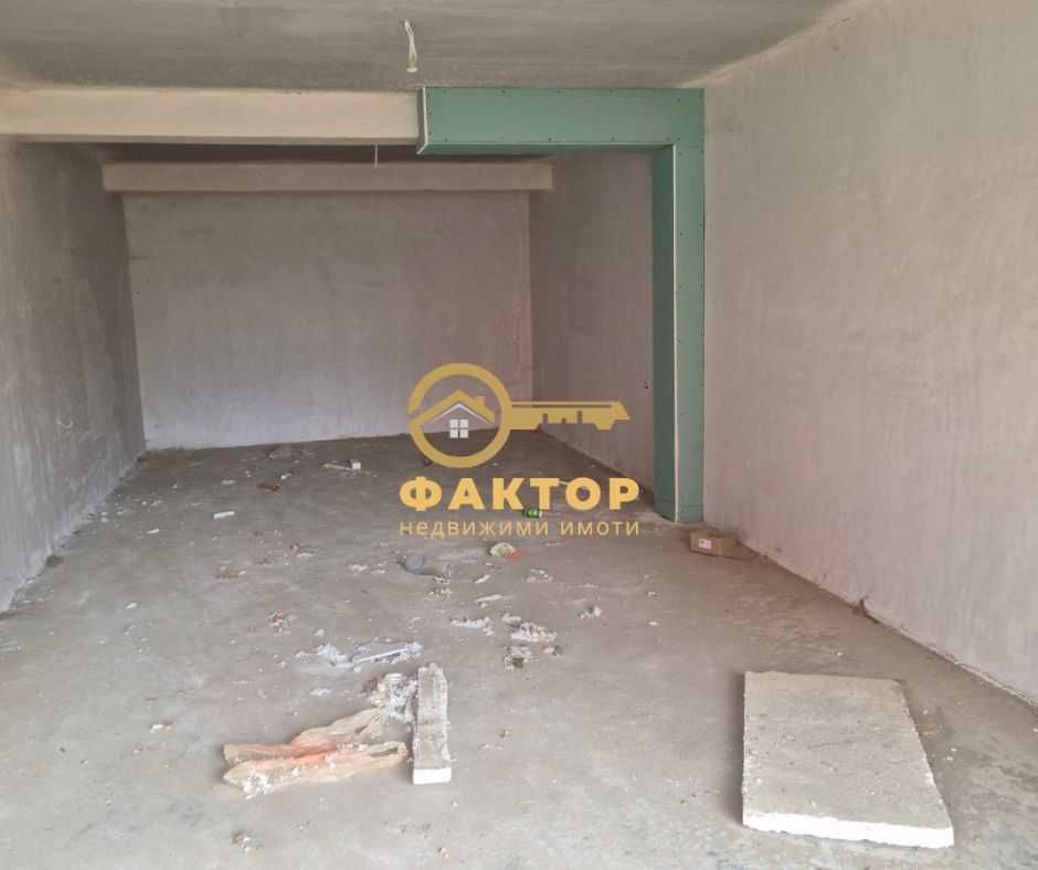 Гараж / Паркомясто в Пловдив, Христо Смирненски - 25 кв.м за 1040 €/кв.м - Снимка #1