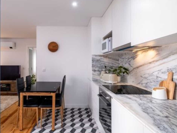 Дава се под наем Тристаен апартамент в Пловдив, Гагарин - 90 кв.м за 397.8 € - Снимка #1