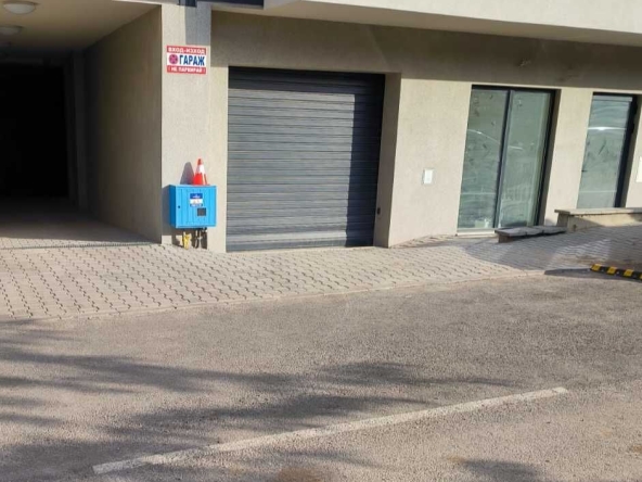 Дава се под наем Гараж / Паркомясто в София, Овча купел - 18 кв.м за 90 € - Снимка #1