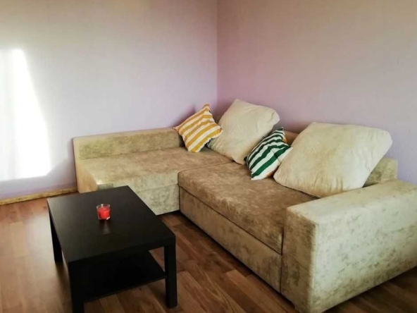 Дава се под наем Двустаен апартамент в Пловдив, Коматево - 65 кв.м за 219.3 € - Снимка #1