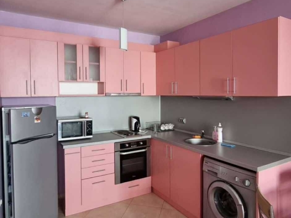 Дава се под наем Двустаен апартамент в Поморие - 56 кв.м за 407.49 € - Снимка #1