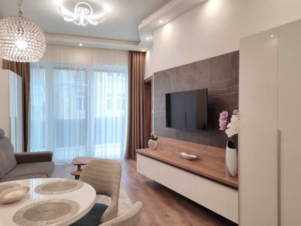 Дава се под наем Двустаен апартамент в Пловдив, Остромила - 60 кв.м за 270.3 € - Снимка #1