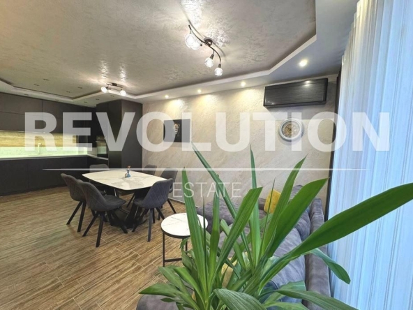 Дава се под наем Двустаен апартамент в Варна, Победа - 60 кв.м за 797.64 € - Снимка #1